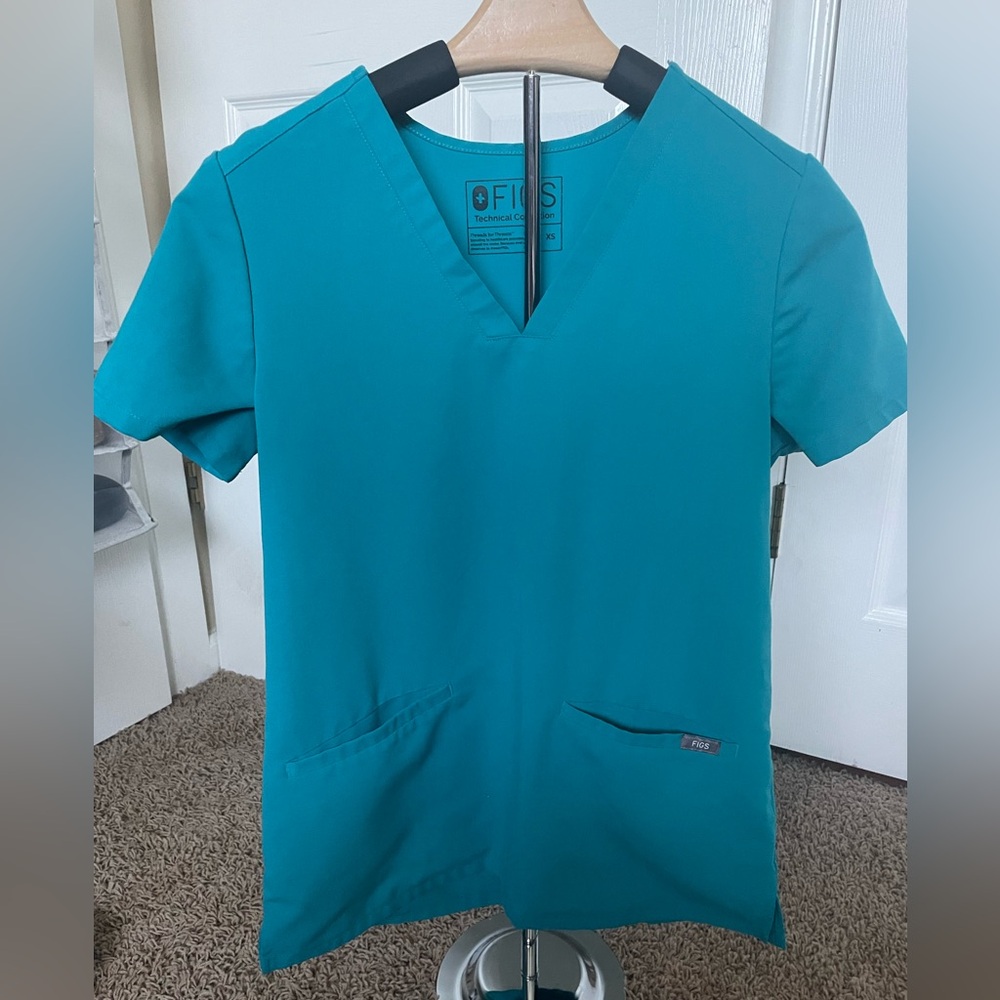 FIGS Casma scrub top XS